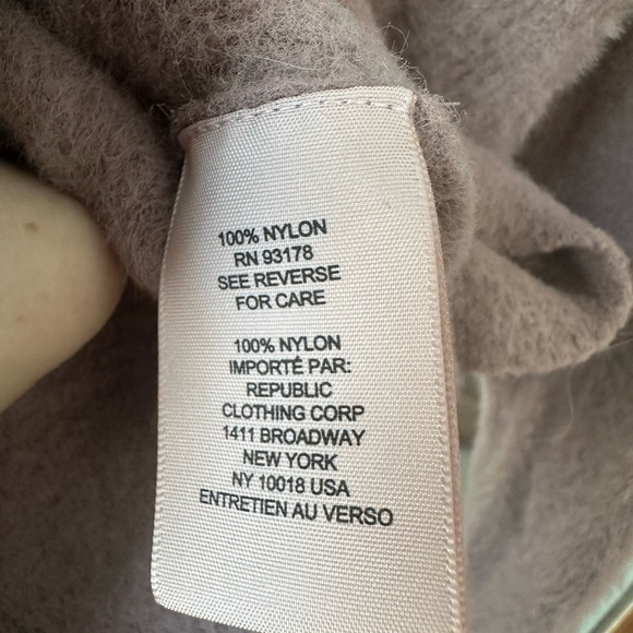 Philosophy Cozy V-Neck Sweater in Taupe - Picture 3 of 4